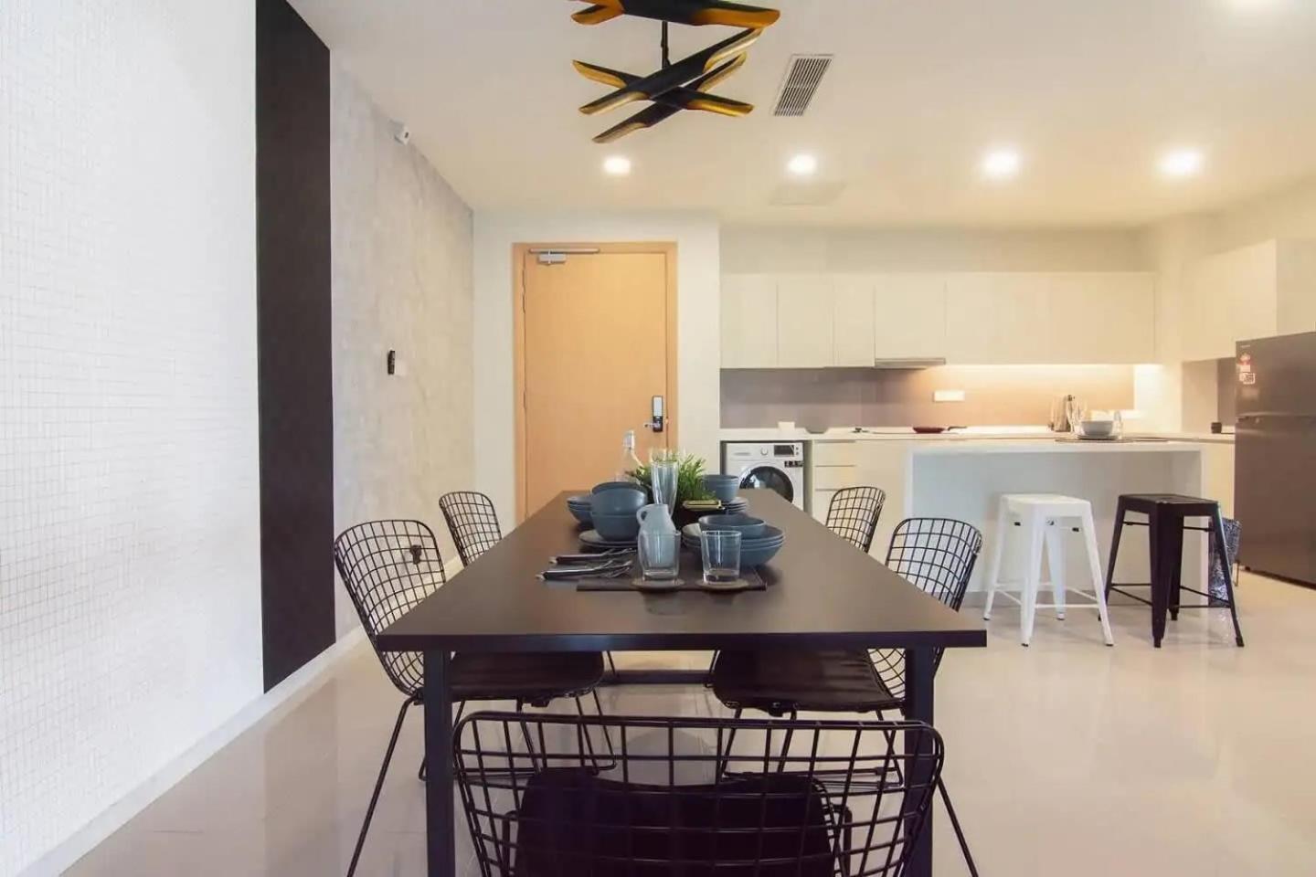 Apartment A Cozy & Lovely High-floor 3br Views *